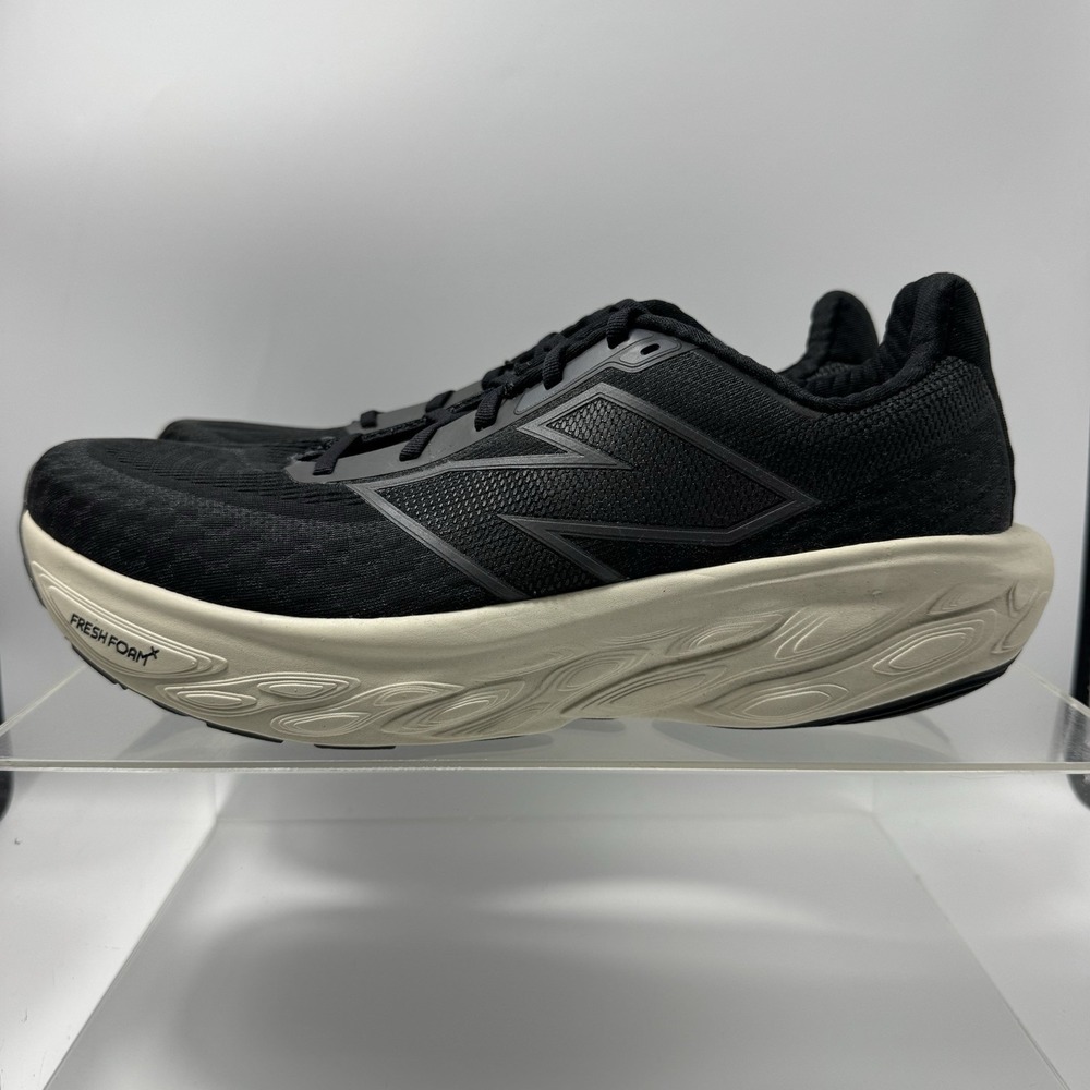 New Balance Fresh Foam 1080V14 W1080B14 Black Women's 10.5 / Men's 9 Brand New
